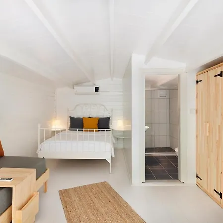 Lukkies Bed & Breakfast Cirali