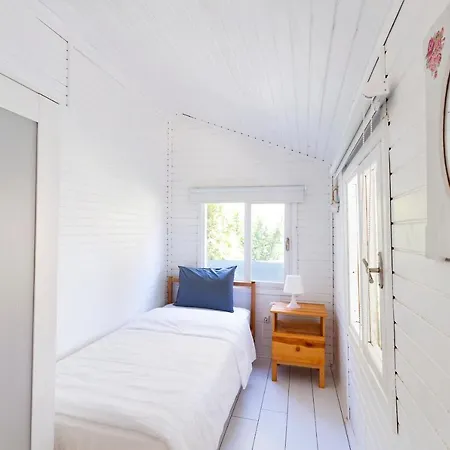 Lukkies Bed and Breakfast 4*