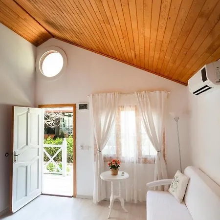 Bed and Breakfast Lukkies