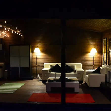 Bed and Breakfast Lukkies 4*