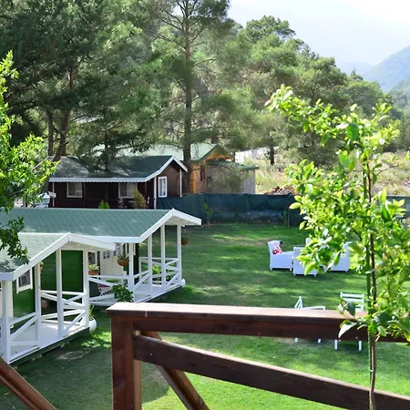 Bed and Breakfast Lukkies