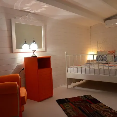 Lukkies Couette-café 3*