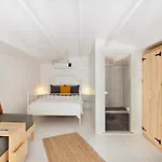 Lukkies Bed and Breakfast Çıralı