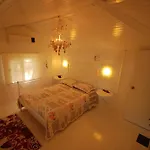 Bed and Breakfast Lukkies