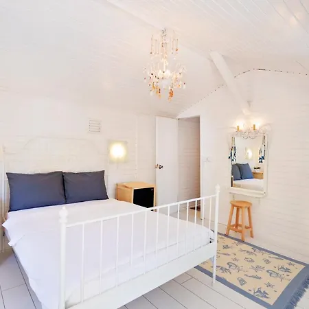 Bed & Breakfast Lukkies Çıralı