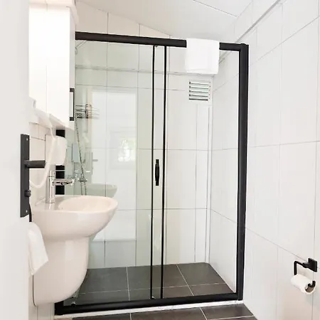 Lukkies Bed & Breakfast Çıralı